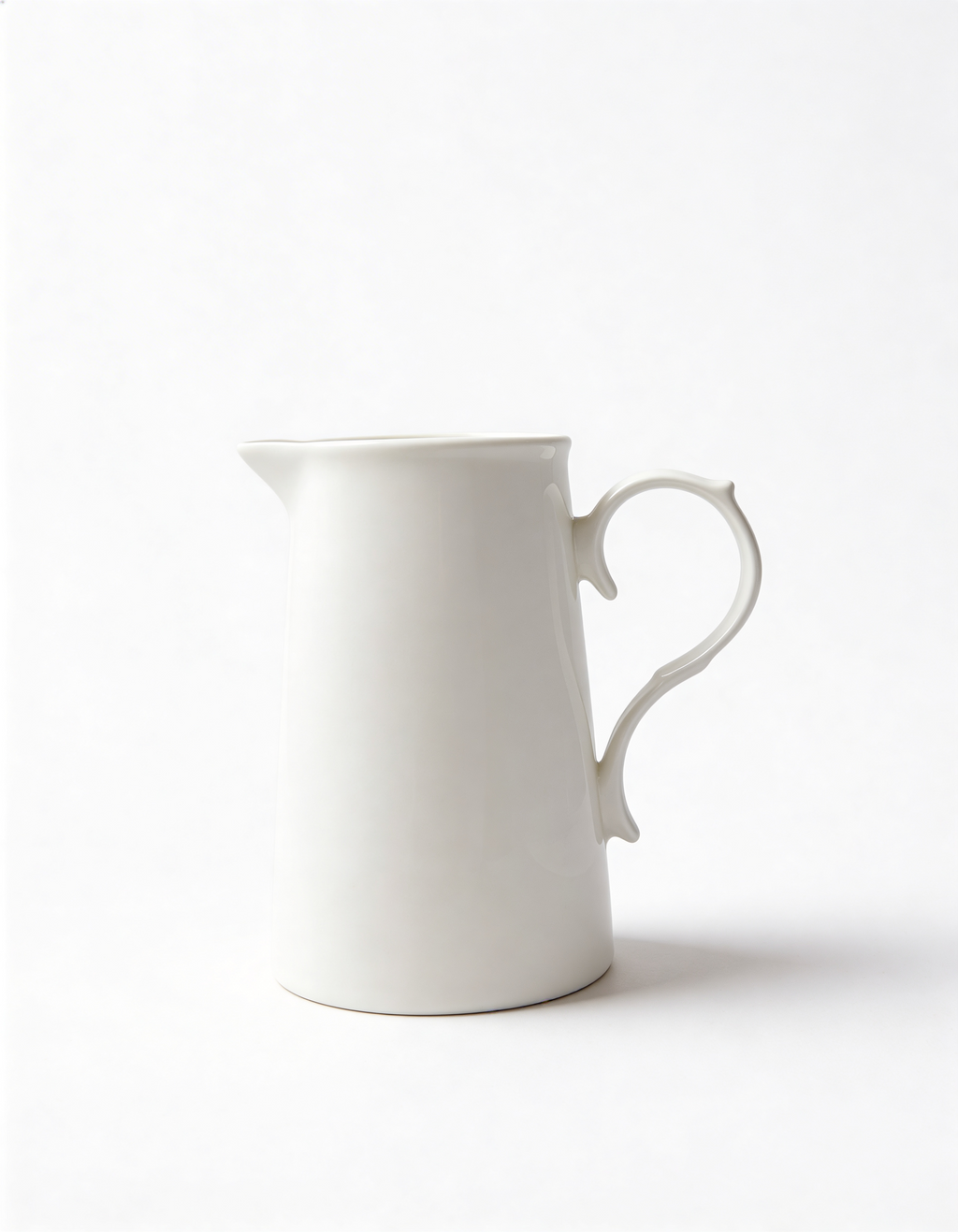 Farm House Jug (Kink Handle)
